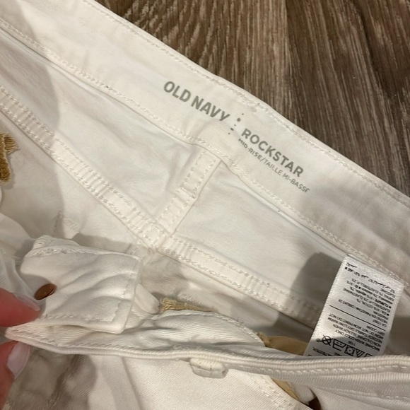 Old Navy Jeans - Picture 4 of 5